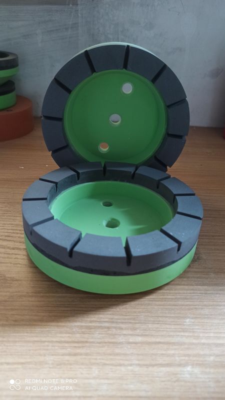 صلابة عجلة كأس الراتنج المقطوعة البيضاء الخضراء السرعة القصوى أقل من 2800RPM أداة طحن